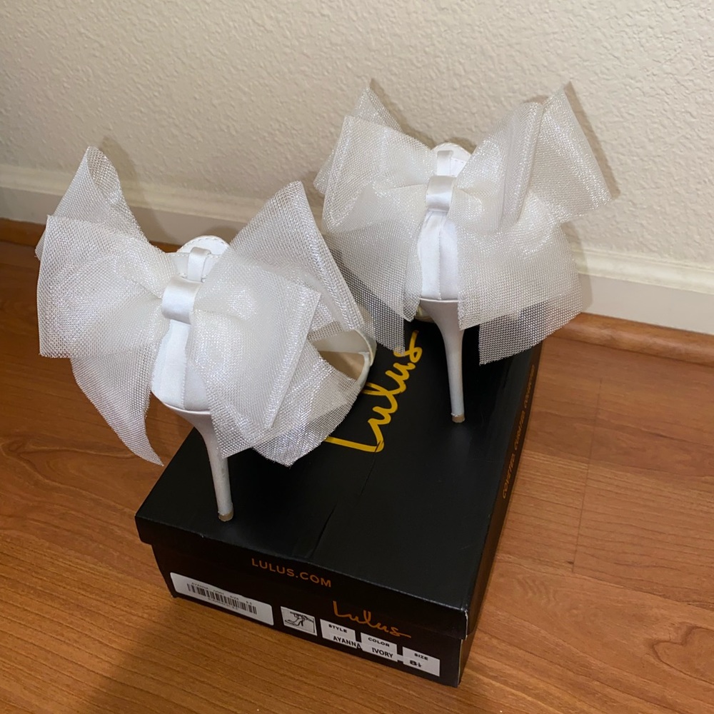 Lulus Ayanna Ivory Satin Bow Ankle Strap High Heel Sandals- Like New!